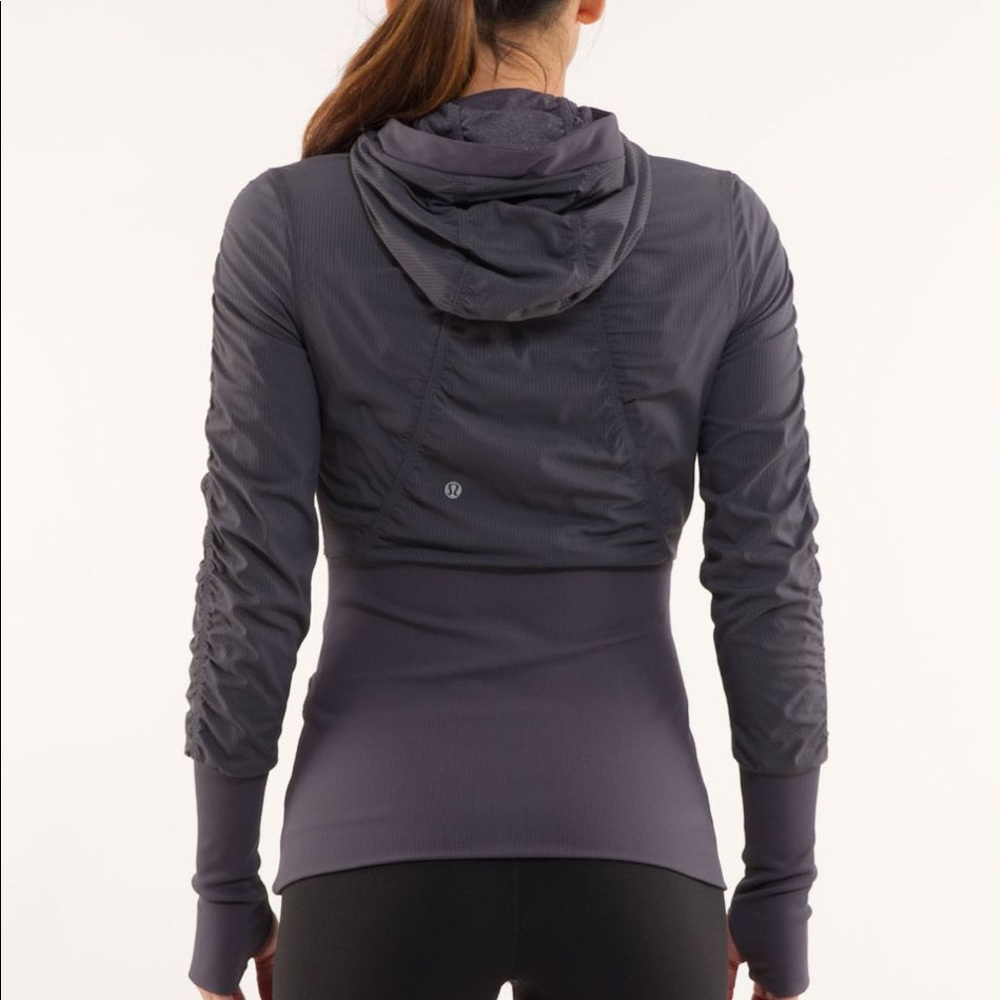 🦄 Lululemon Dance Studio Jacket in Coal - Picture 3 of 13